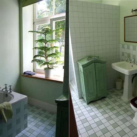 Dwor W Kowalewicach * Kowalewice